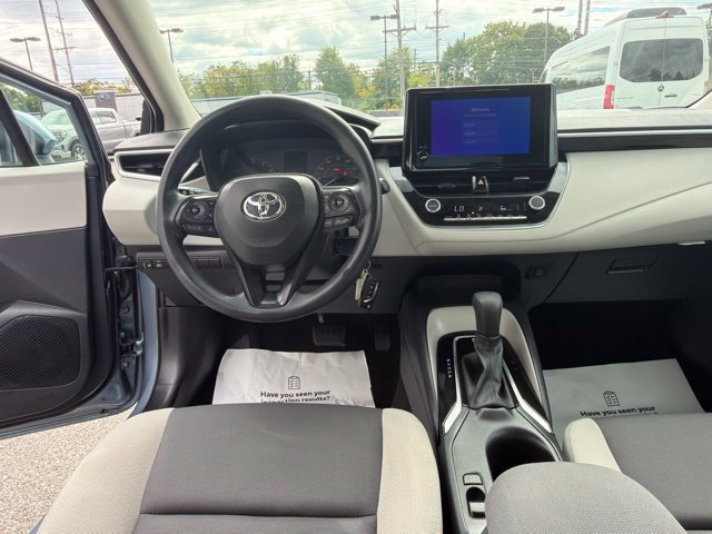 Used 2023 Toyota Corolla LE FWD image 16