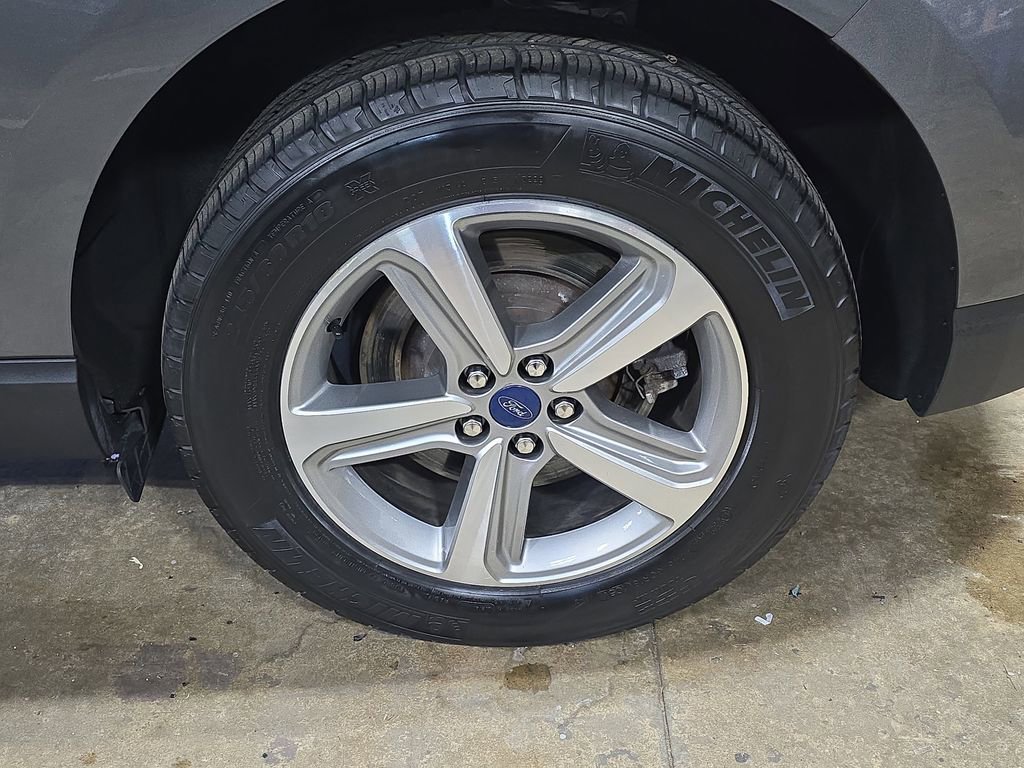 Used 2022 Ford Edge SEL w/ Convenience Package image 35