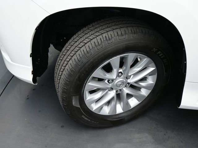 Used 2018 Lexus GX 460 Premium w/ Premium Package image 33