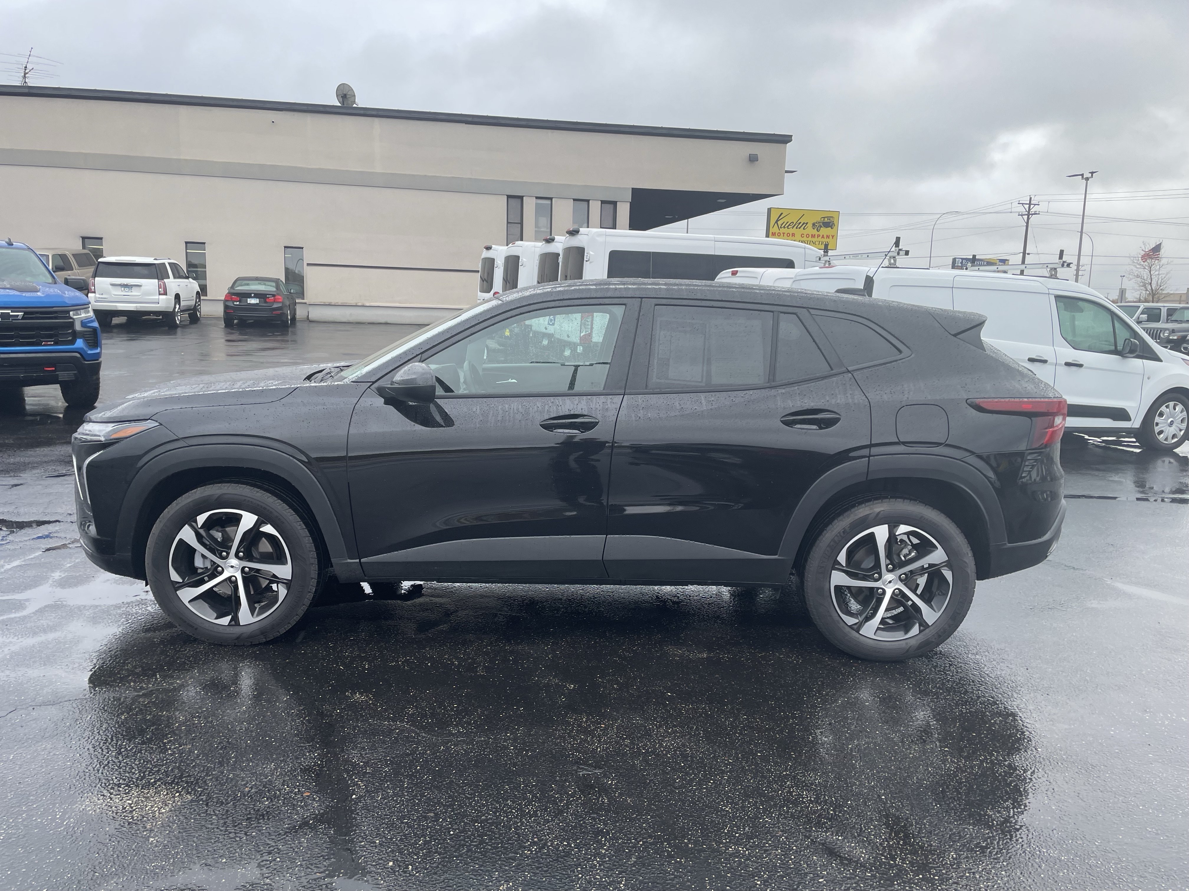 Used 2026 Chevrolet Trax RS w/ Sunroof Package FWD image 5