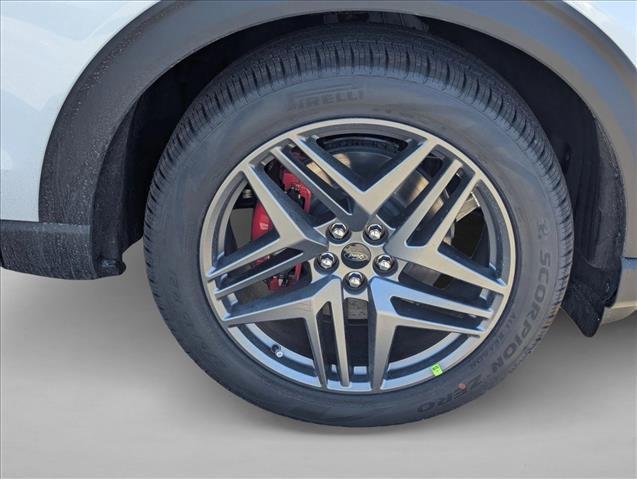 New 2026 Ford Explorer ST image 9