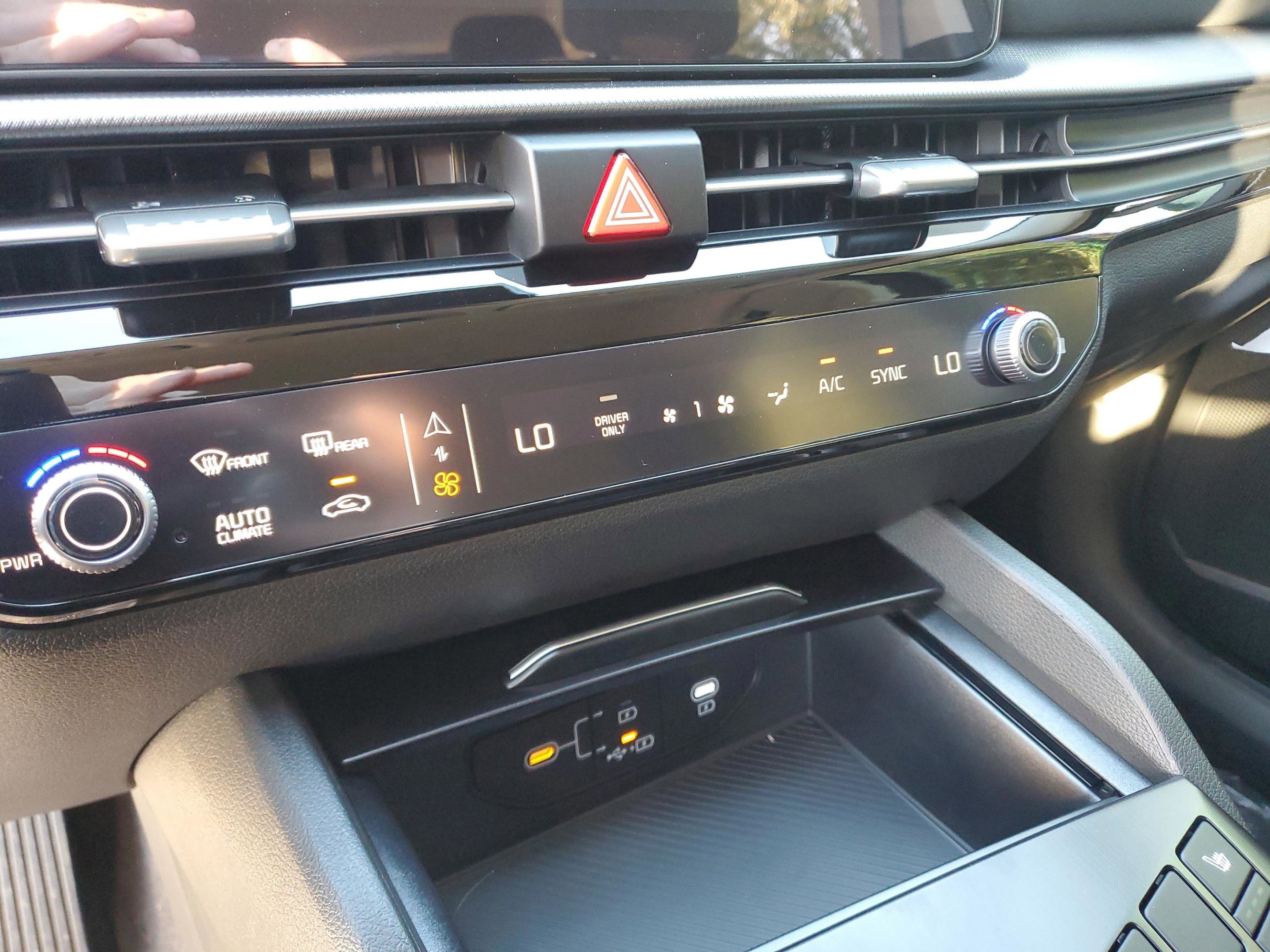 New 2026 Kia Sportage S image 14