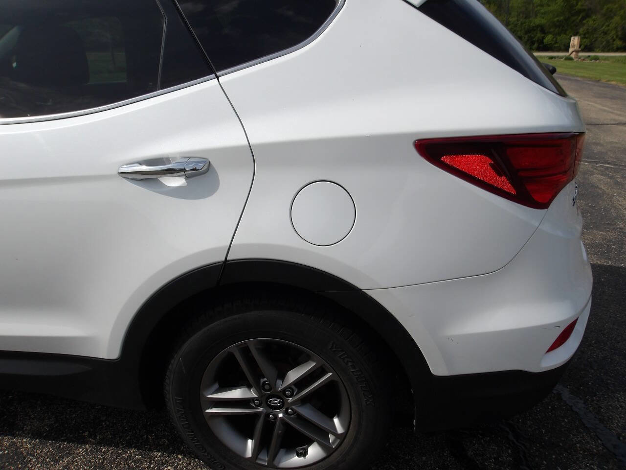 Used 2017 Hyundai Santa Fe Sport AWD/4WD image 35