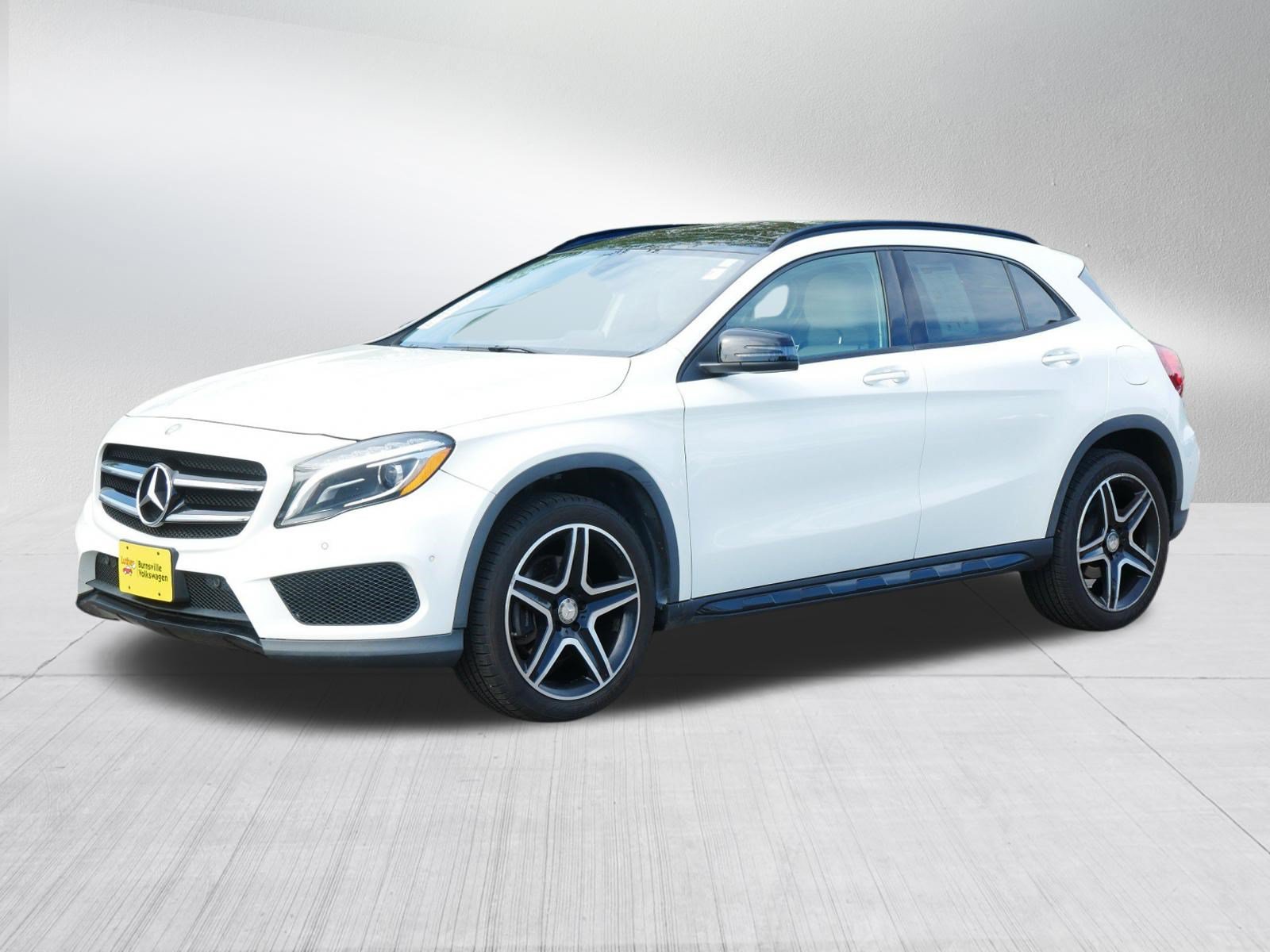 Used 2017 Mercedes-Benz GLA 250 4MATIC image 3