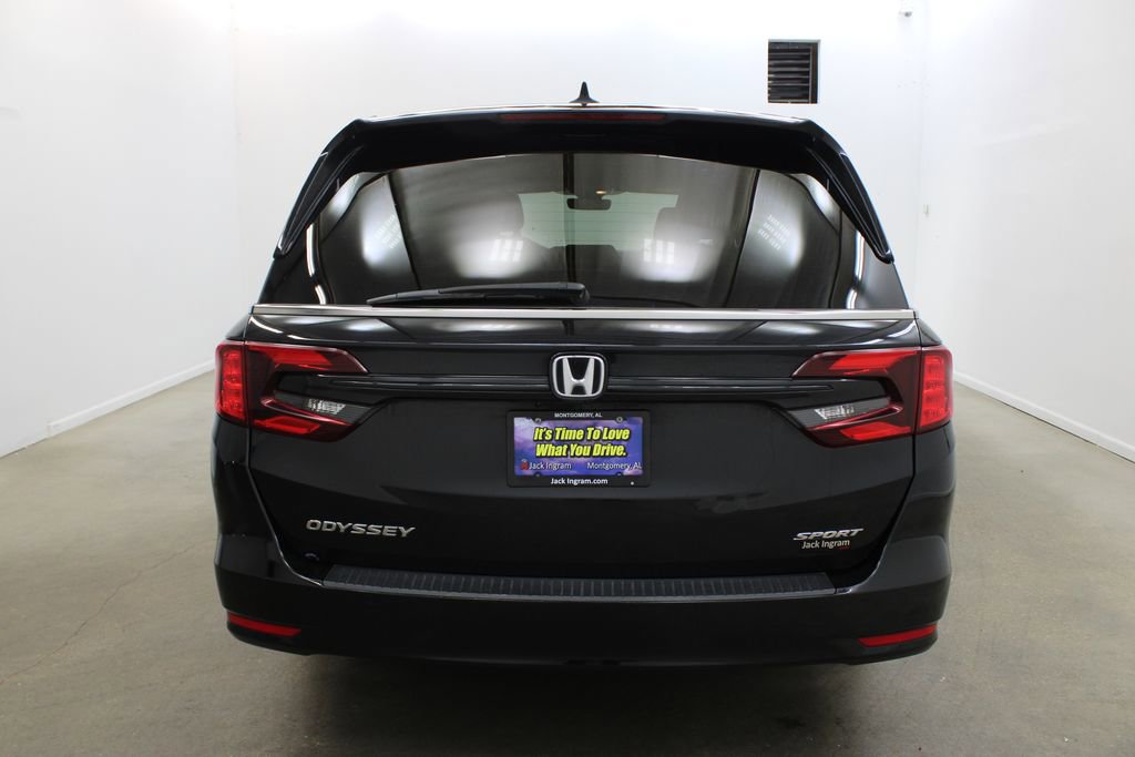 Used 2024 Honda Odyssey Sport image 4