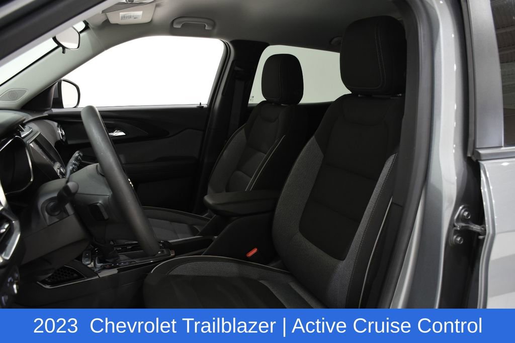 Used 2023 Chevrolet TrailBlazer LT FWD image 22