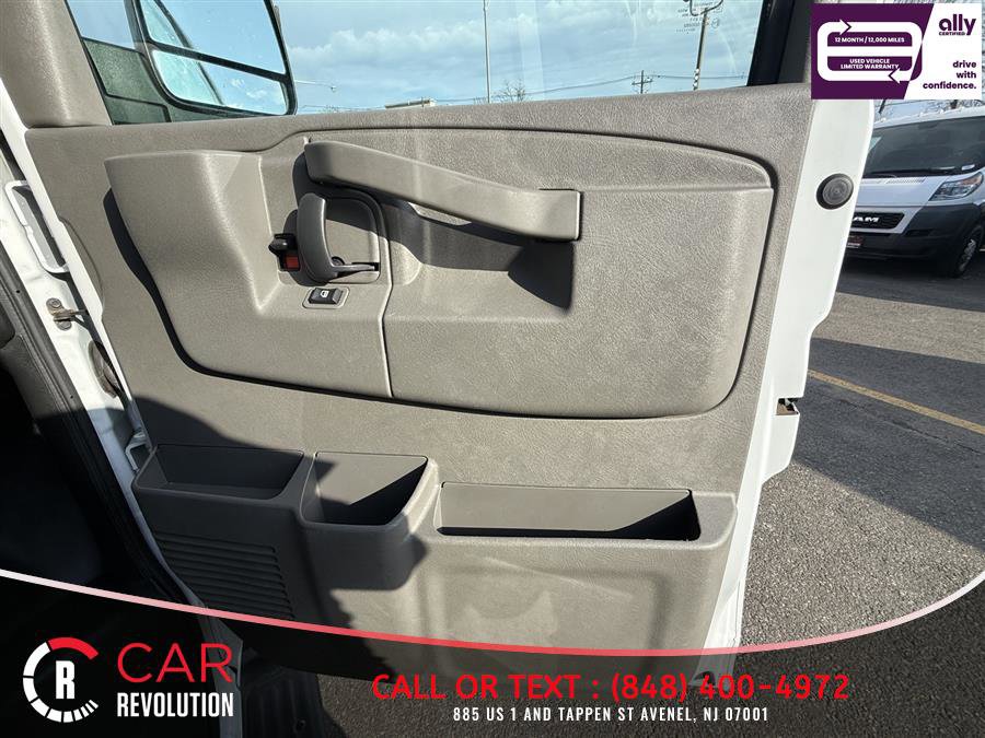 Used 2023 Chevrolet Express 3500 LS RWD image 30