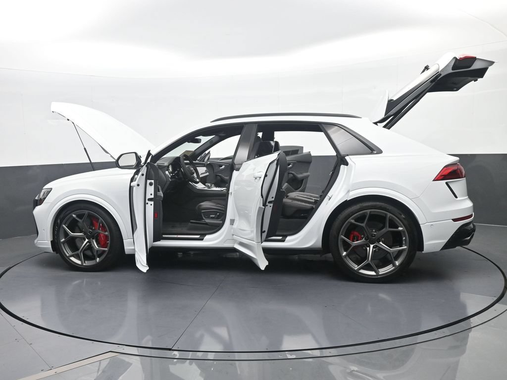 Used 2026 Audi RS Q8 performance AWD/4WD image 92