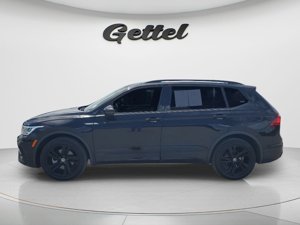 Used 2024 Volkswagen Tiguan SE R-Line FWD image 8