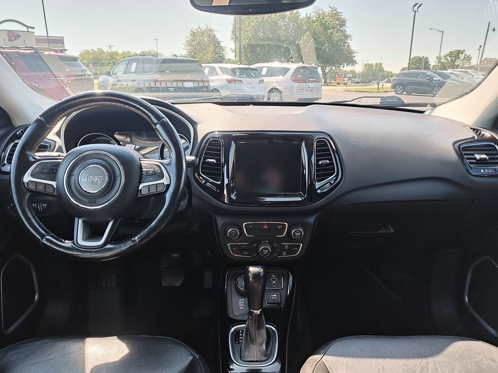 Used 2020 Jeep Compass Limited AWD/4WD image 16