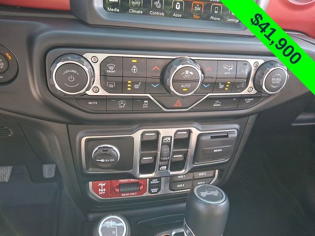 Used 2023 Jeep Wrangler Unlimited Rubicon w/ Cold Weather Group image 16