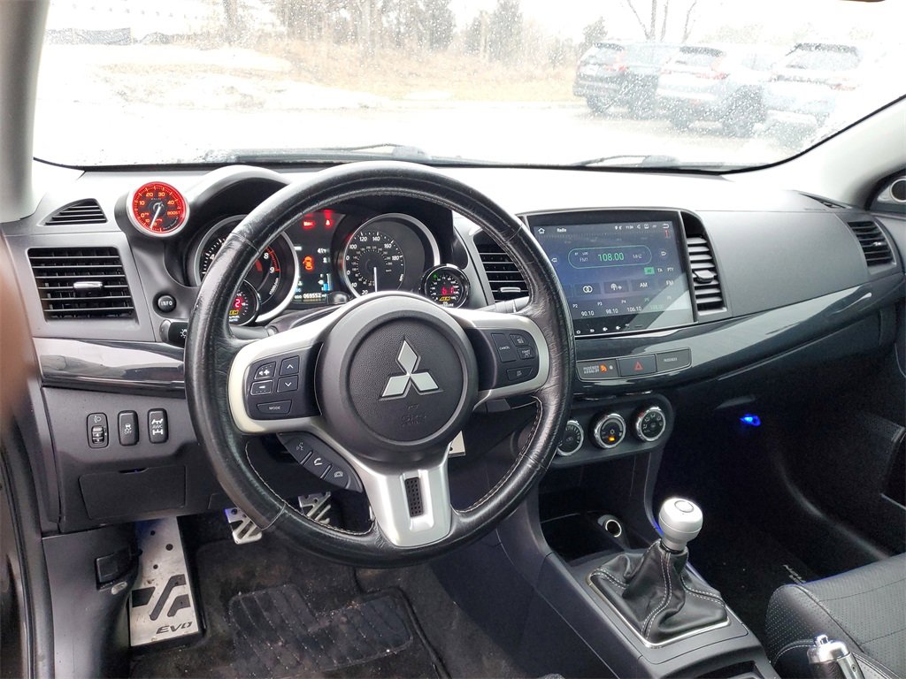 Used 2015 Mitsubishi Lancer Evolution GSR image 9