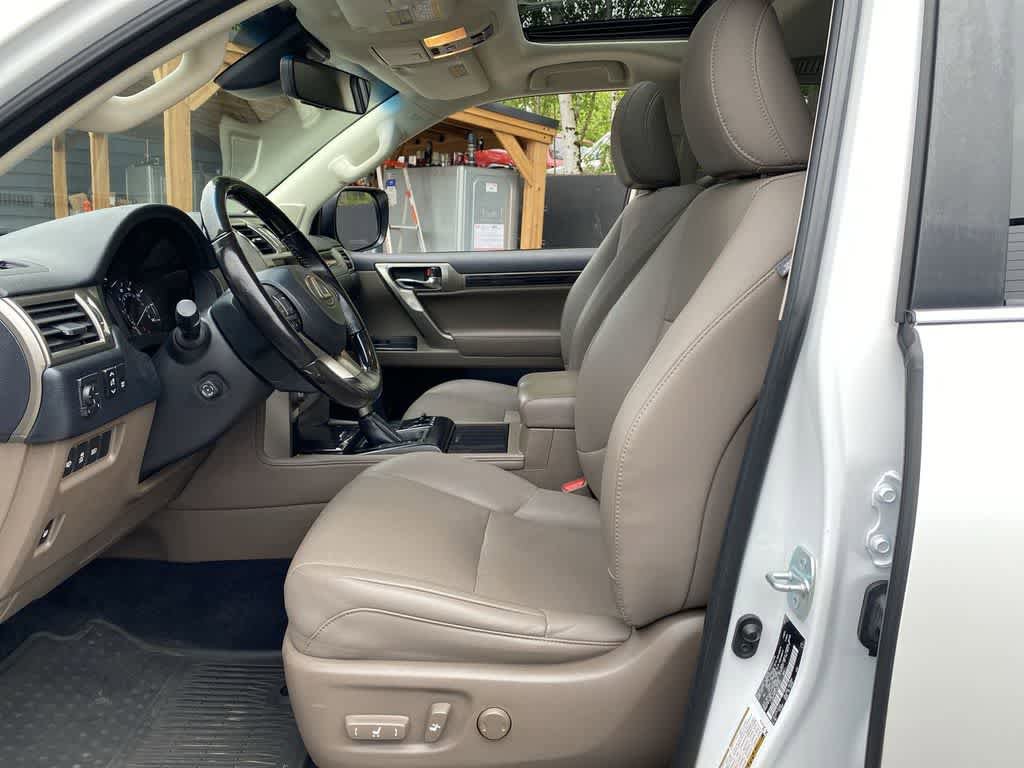 Used 2020 Lexus GX 460 Premium AWD/4WD image 14