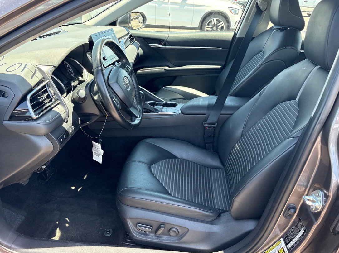 Used 2023 Toyota Camry SE FWD image 13
