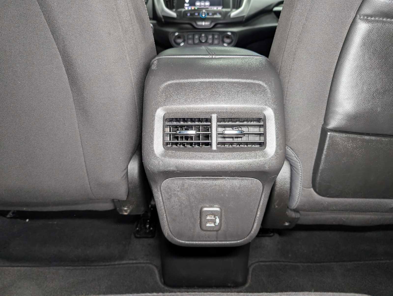 Used 2022 GMC Terrain SLE w/ Driver Convenience Package image 22