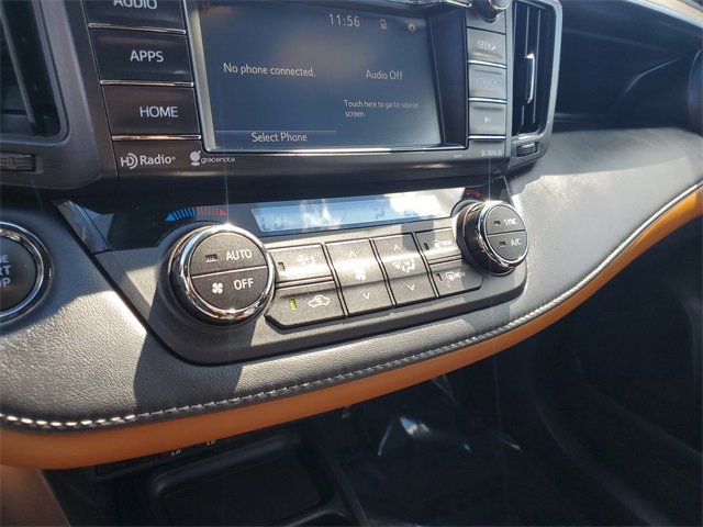 Used 2017 Toyota RAV4 SE image 21