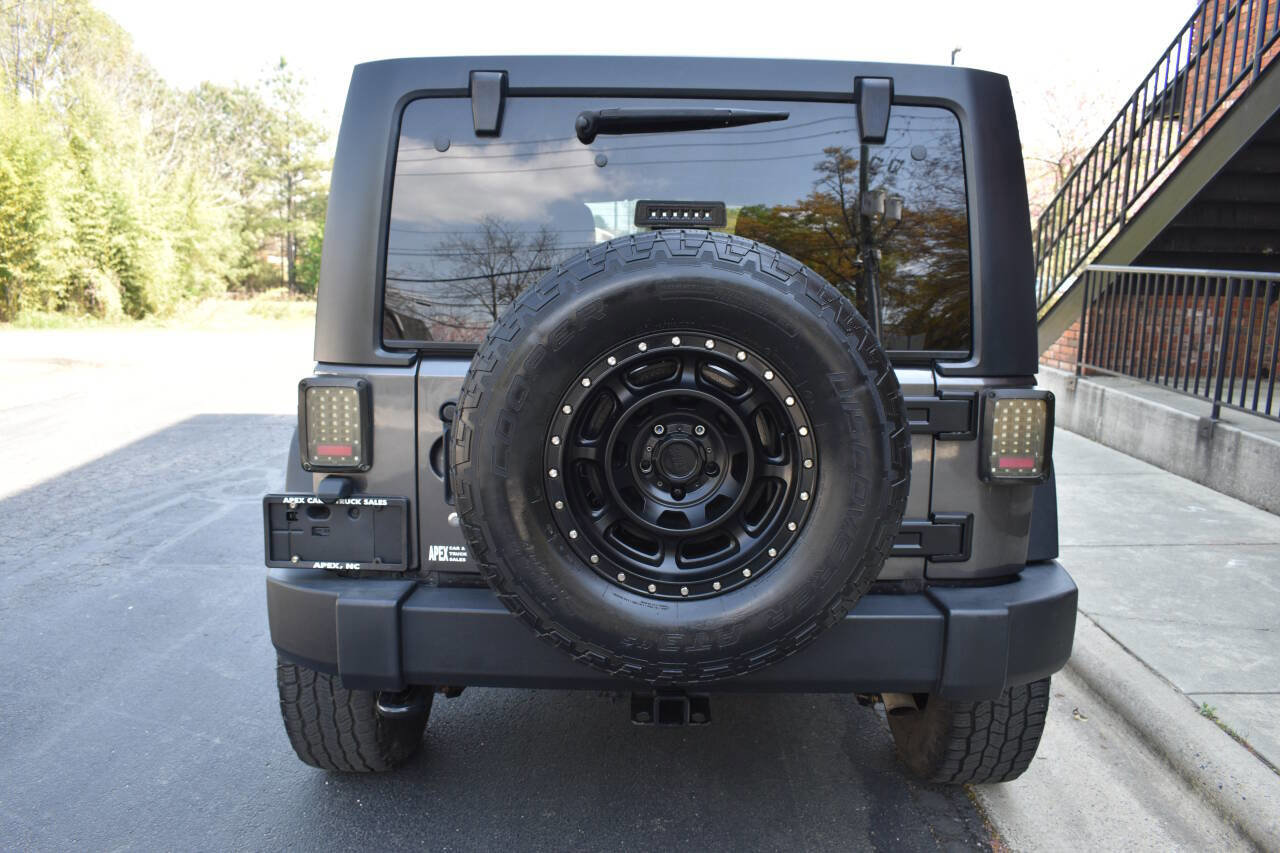 Used 2018 Jeep Wrangler Unlimited Sport S image 6