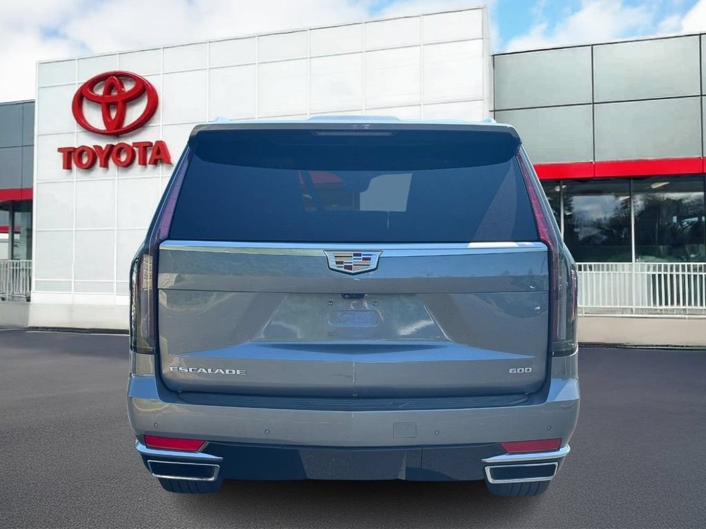 Used 2021 Cadillac Escalade ESV Premium Luxury AWD/4WD image 5