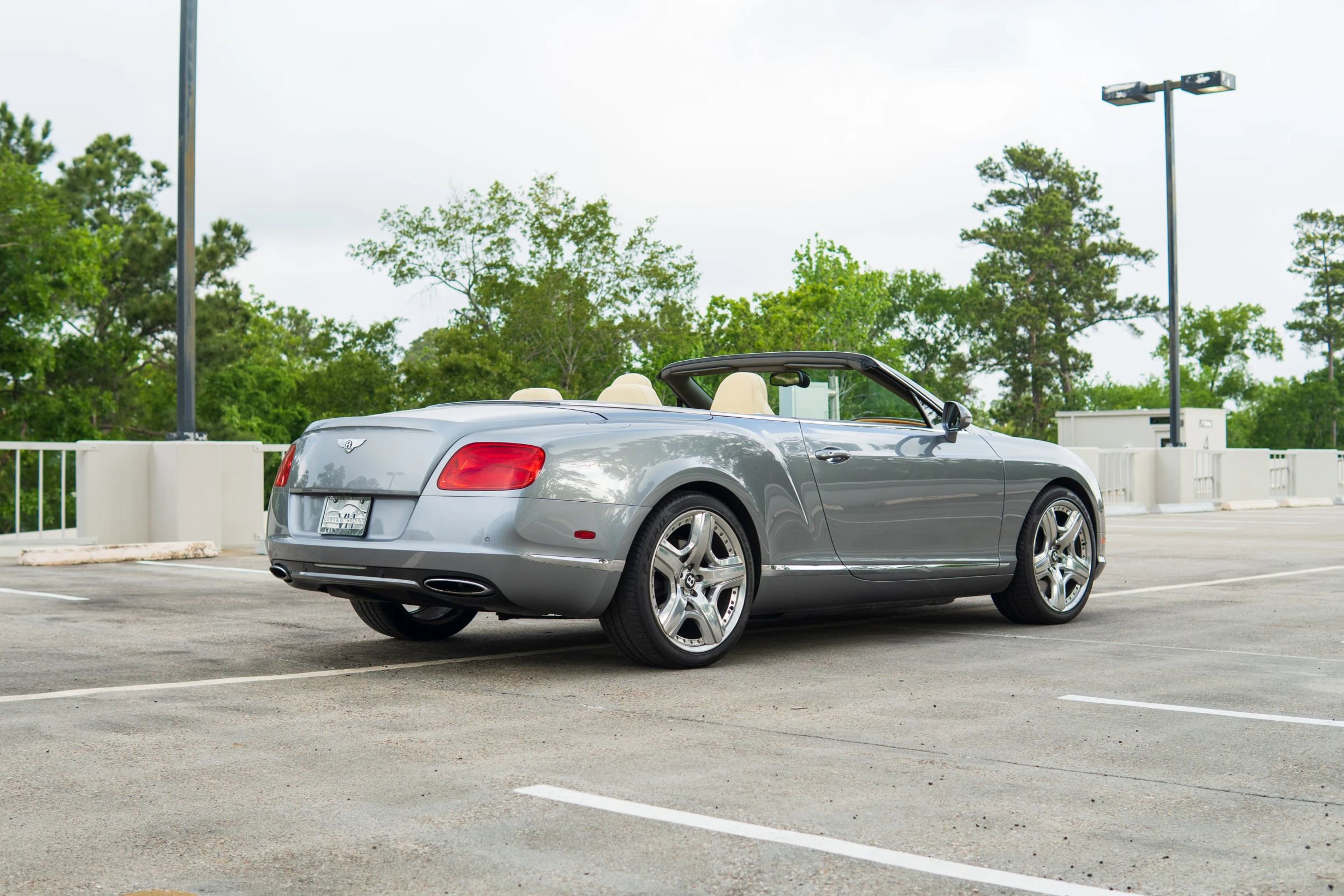 Used 2013 Bentley Continental GT image 25