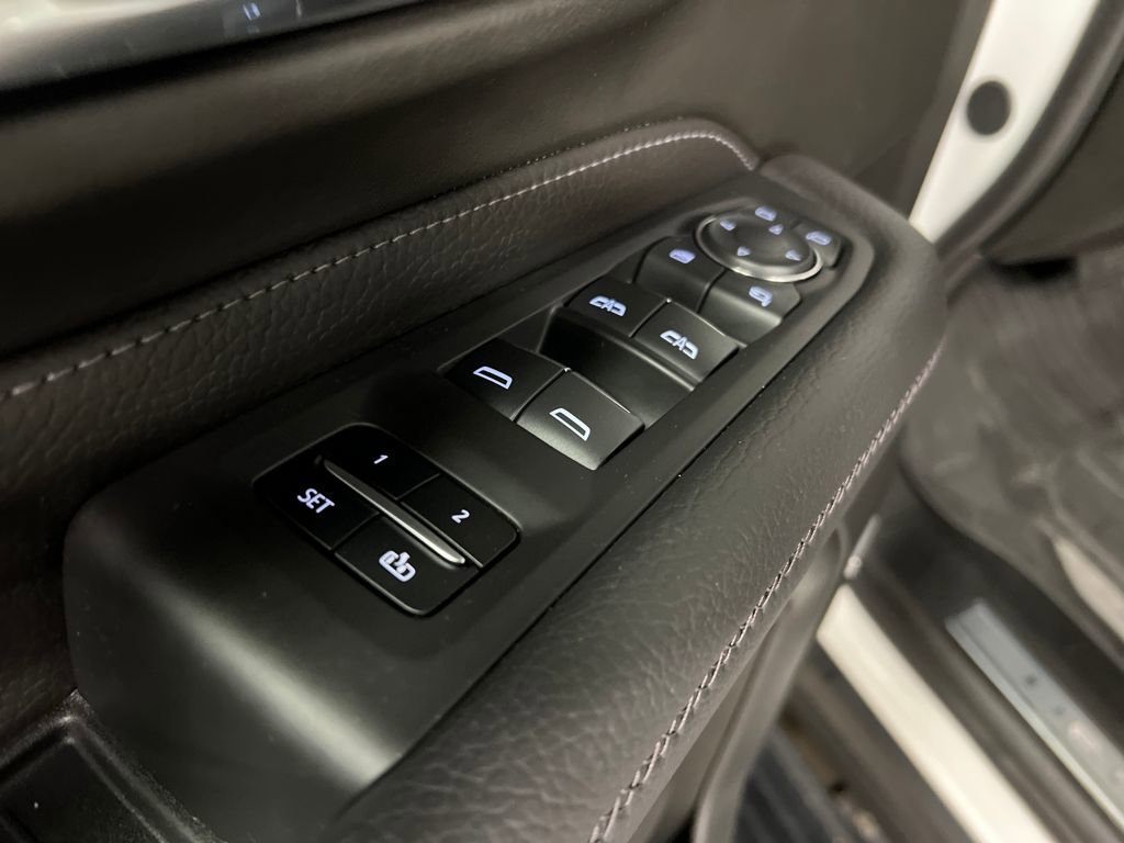 Certified 2024 GMC Yukon Denali w/ Denali Reserve Package image 17