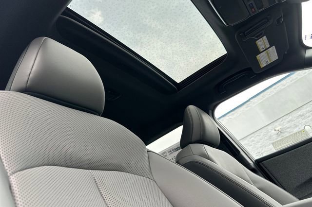 New 2026 Subaru Outback Limited AWD/4WD image 14