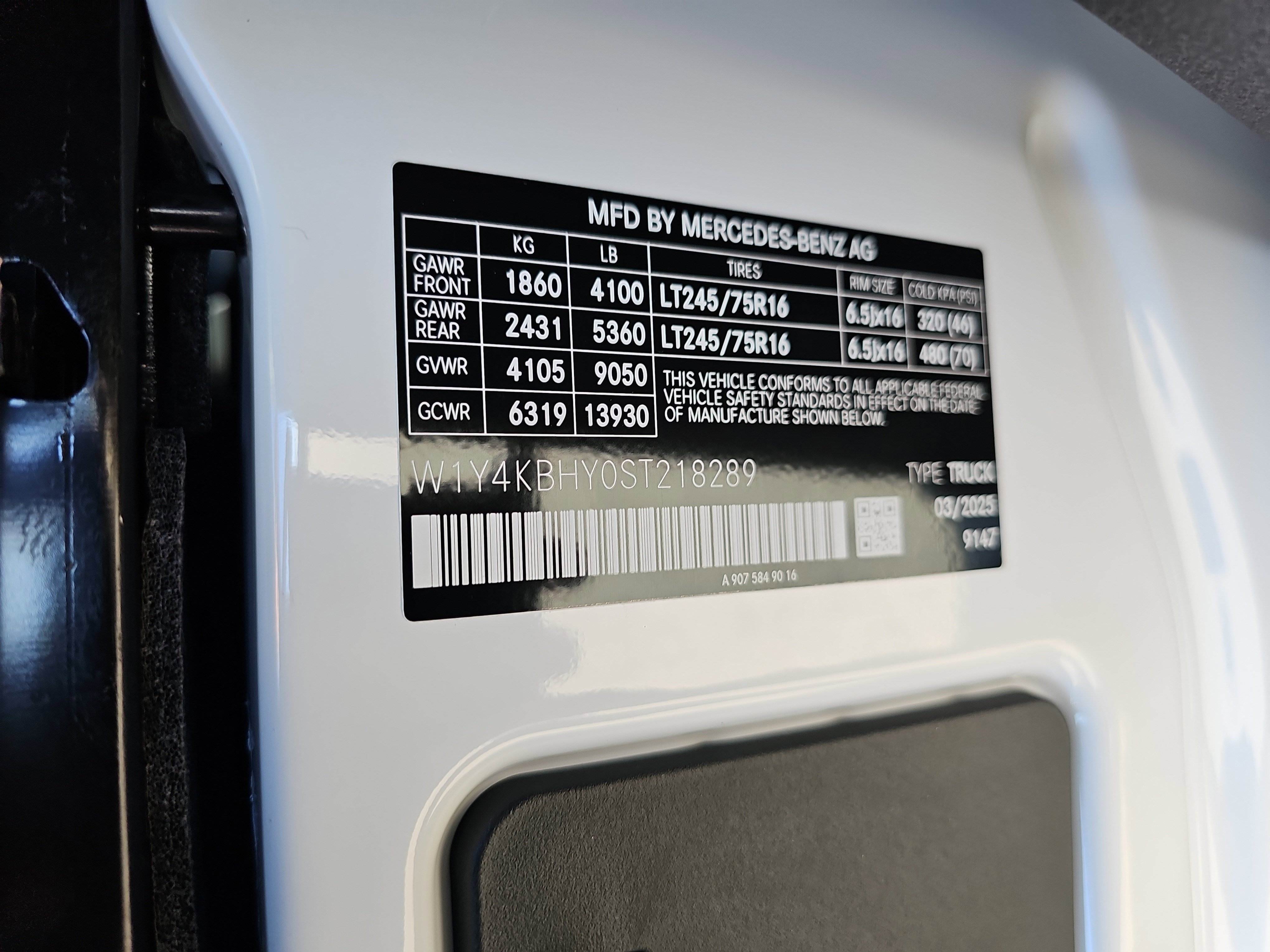 New 2025 Mercedes-Benz Sprinter 2500 image 37