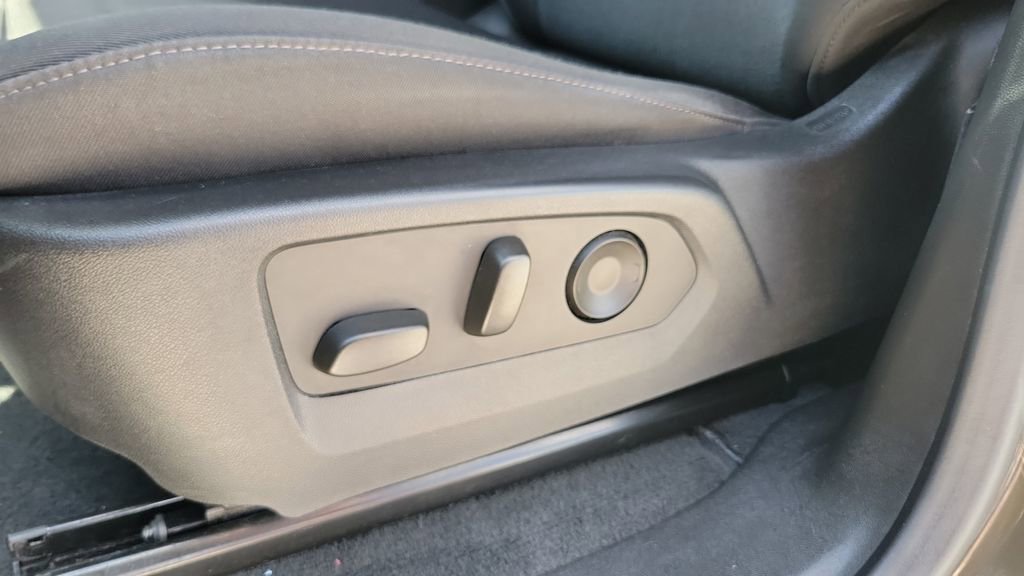 Used 2023 Chevrolet Colorado Trail Boss w/ LPO, Skid Plate Package image 15