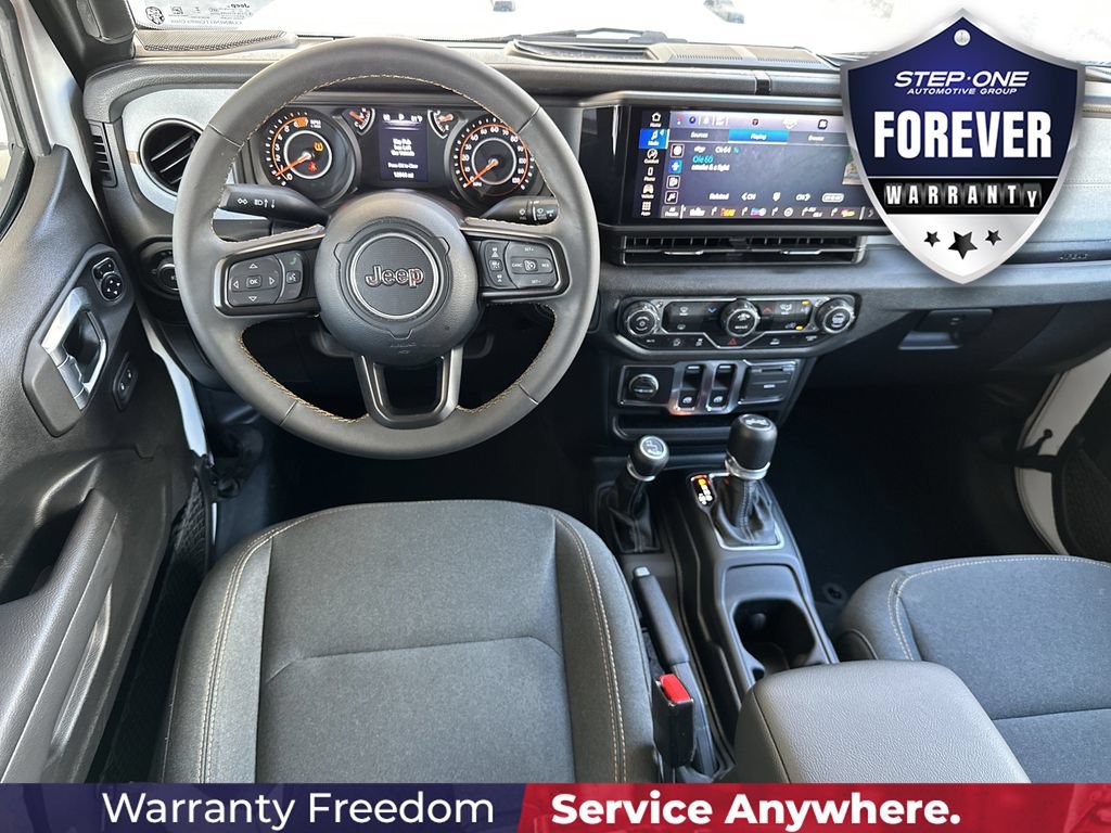 Used 2025 Jeep Wrangler Sport AWD/4WD image 15