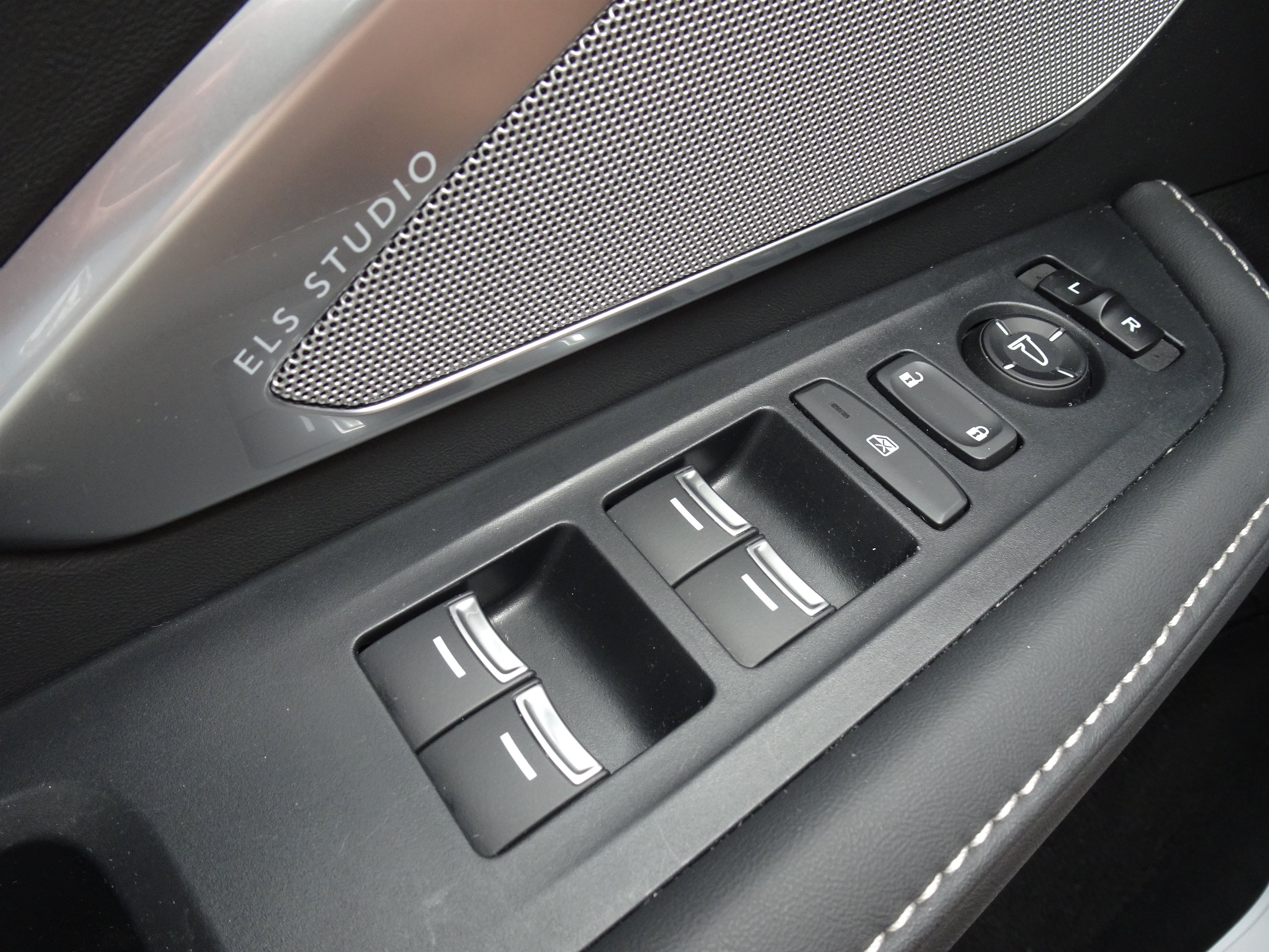 Used 2023 Acura RDX AWD w/ Technology Package image 24