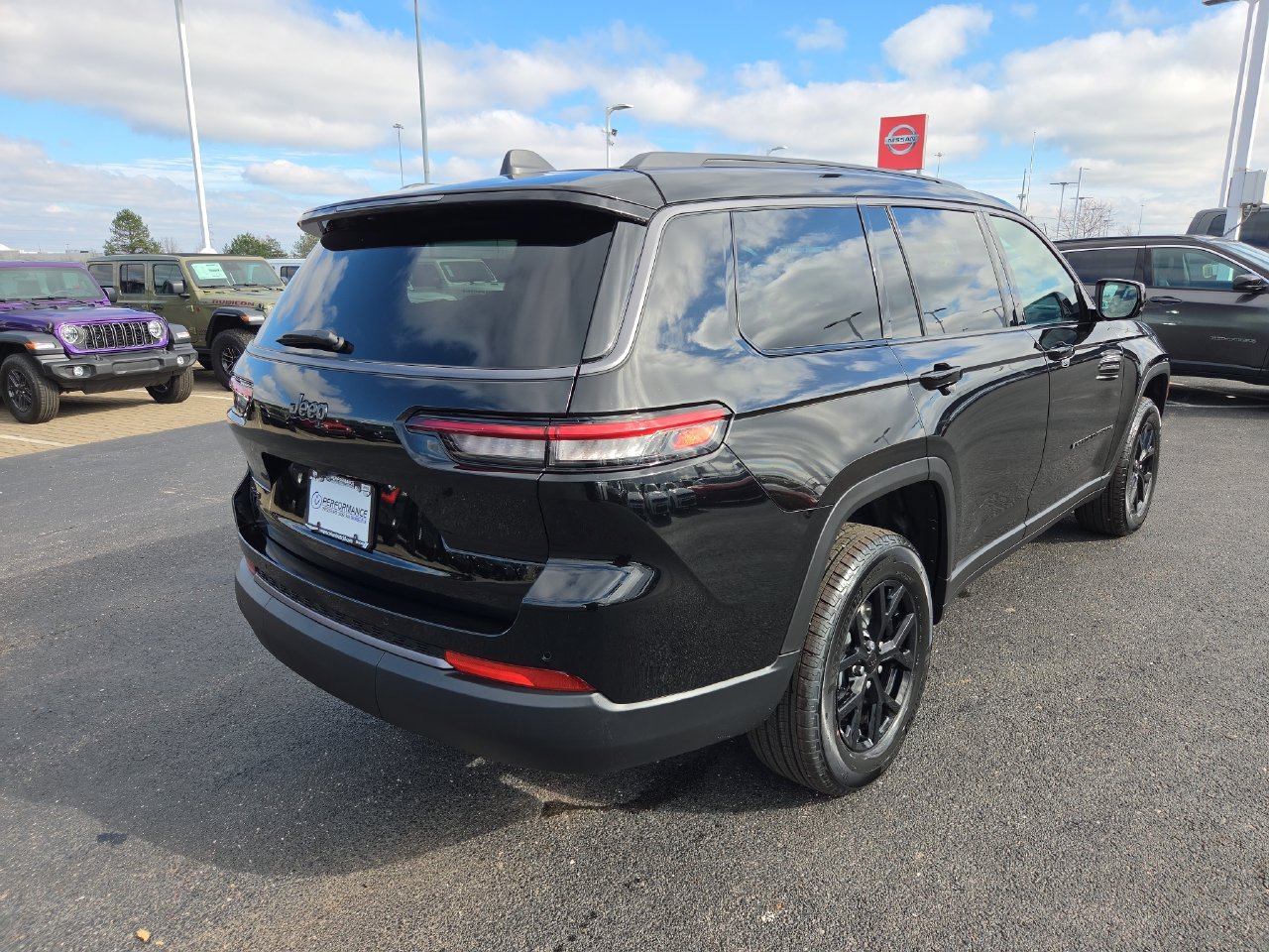 New 2026 Jeep Grand Cherokee L 4WD image 7