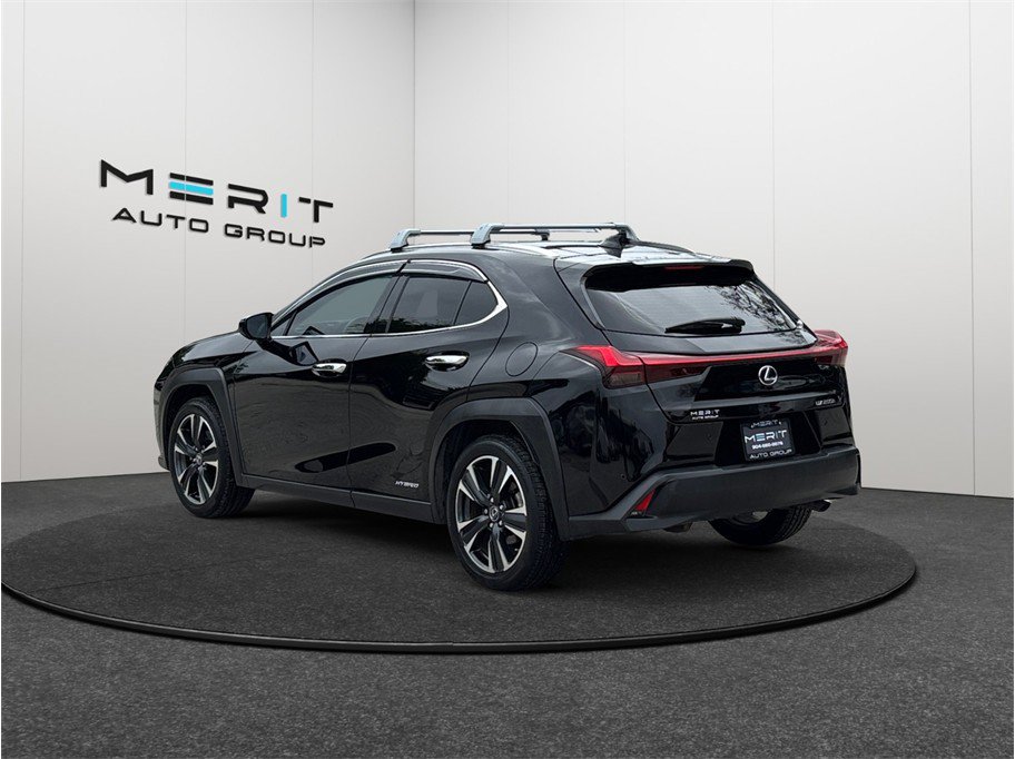 Used 2021 Lexus UX 250h w/ Premium Package AWD/4WD image 7