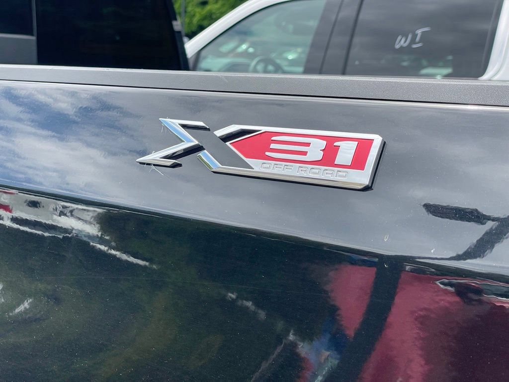 Used 2023 GMC Sierra 1500 Elevation w/ Preferred Package AWD/4WD image 34