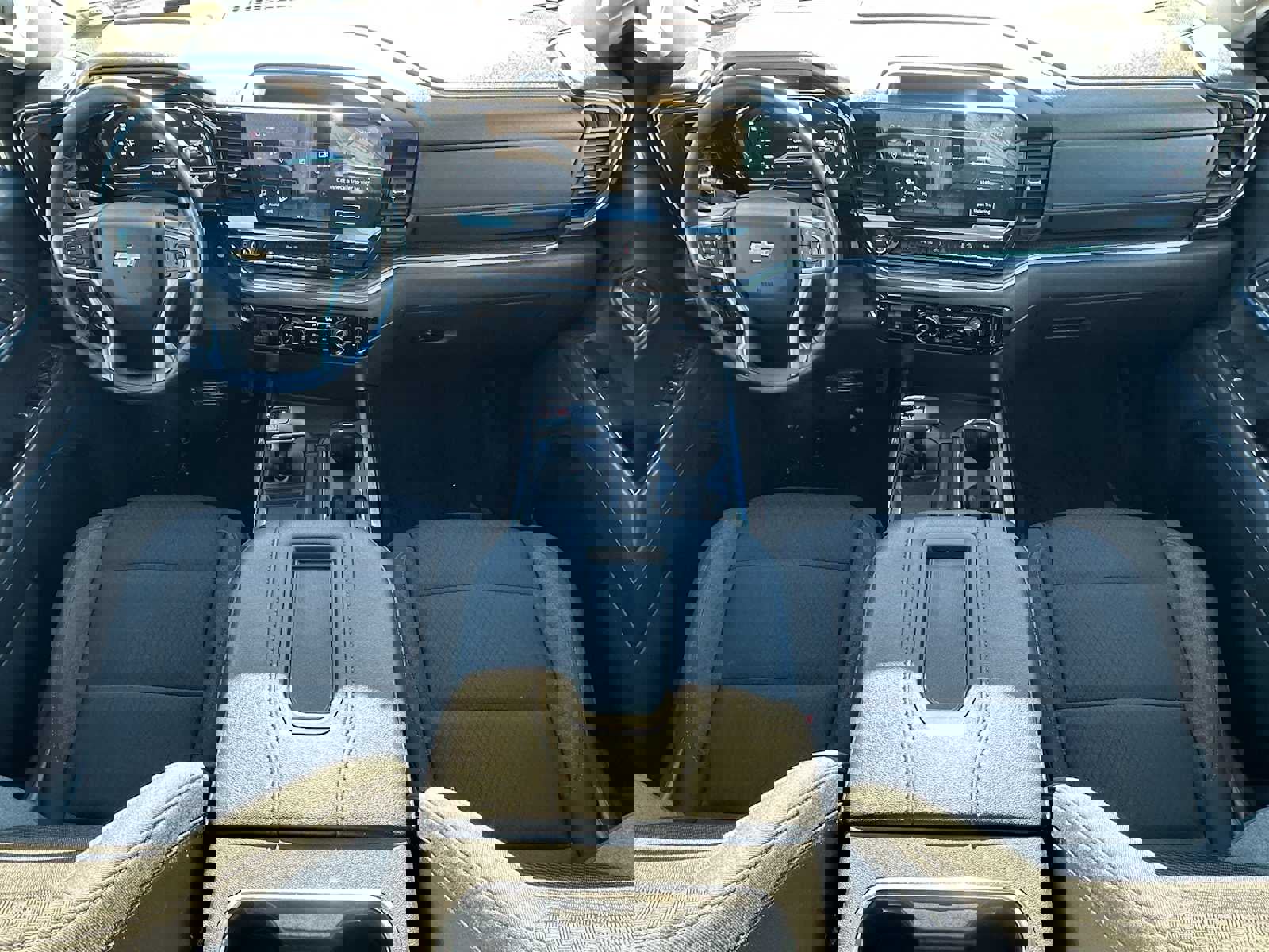 Used 2022 Chevrolet Silverado 1500 LT w/ Diesel Off-Road Package image 18