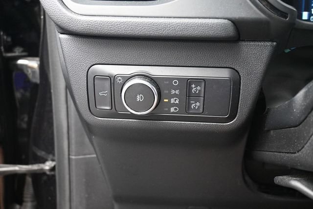 Used 2025 Ford Escape ST-Line Select AWD/4WD image 30