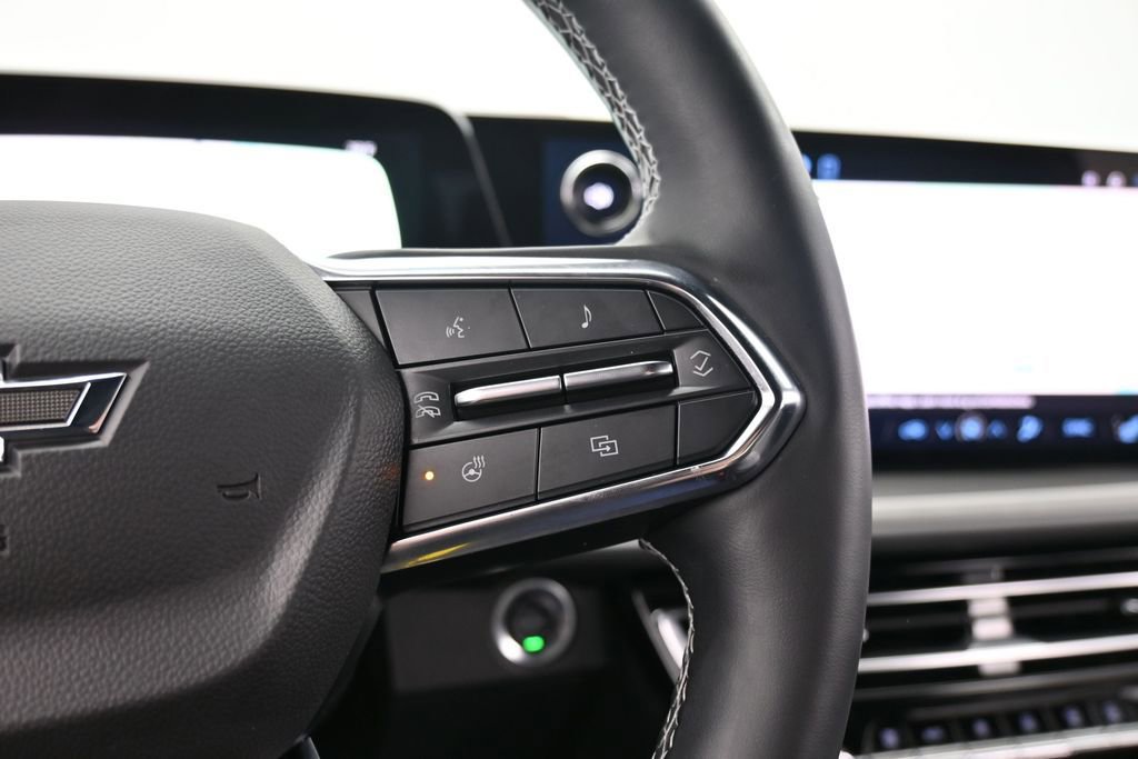 Used 2024 Chevrolet Traverse LT w/ Midnight/Sport Edition FWD image 48