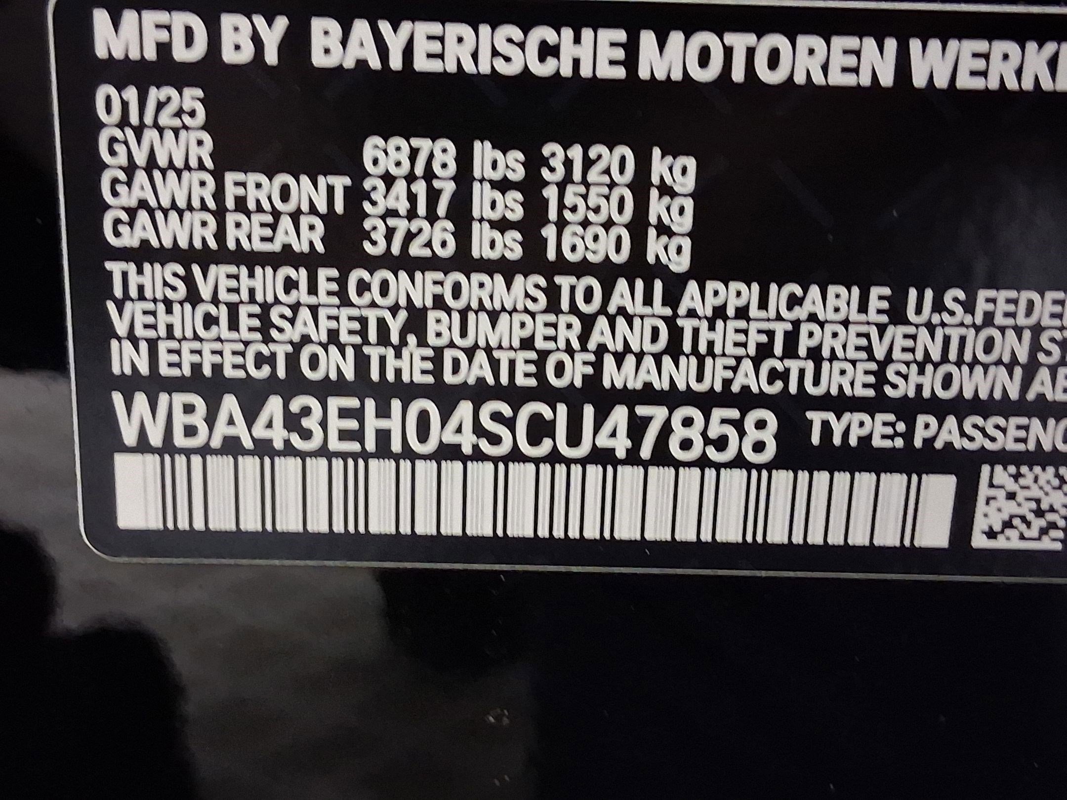 Certified 2025 BMW 750e xDrive w/ Premium Package AWD/4WD image 19