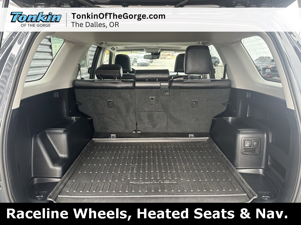 Used 2024 Toyota 4Runner SR5 Premium image 5