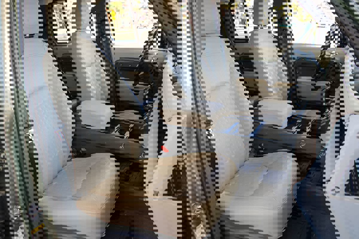 Used 2021 Land Rover Defender 110 SE image 22