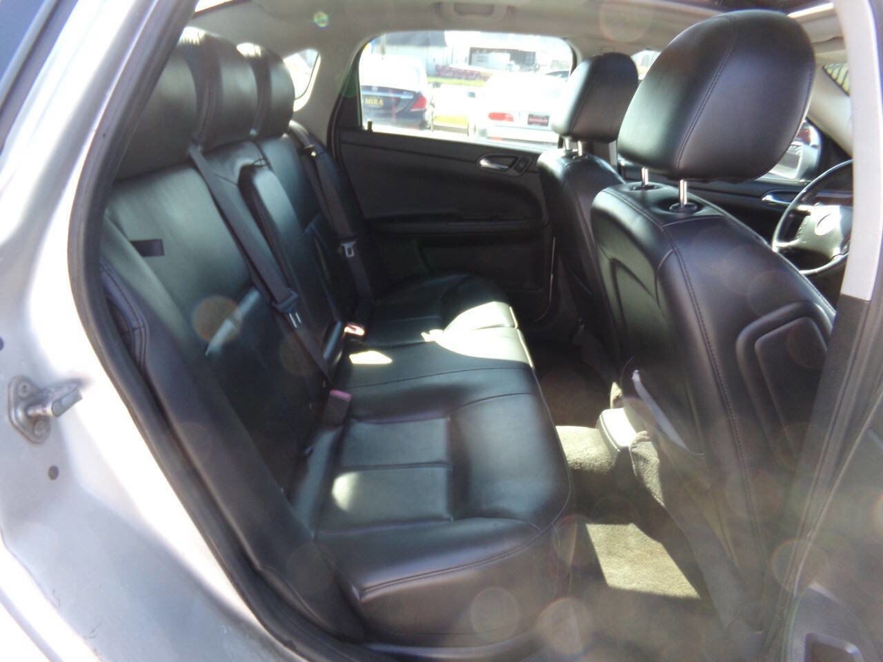 Used 2011 Chevrolet Impala LT w/ Luxury Edition Package image 23