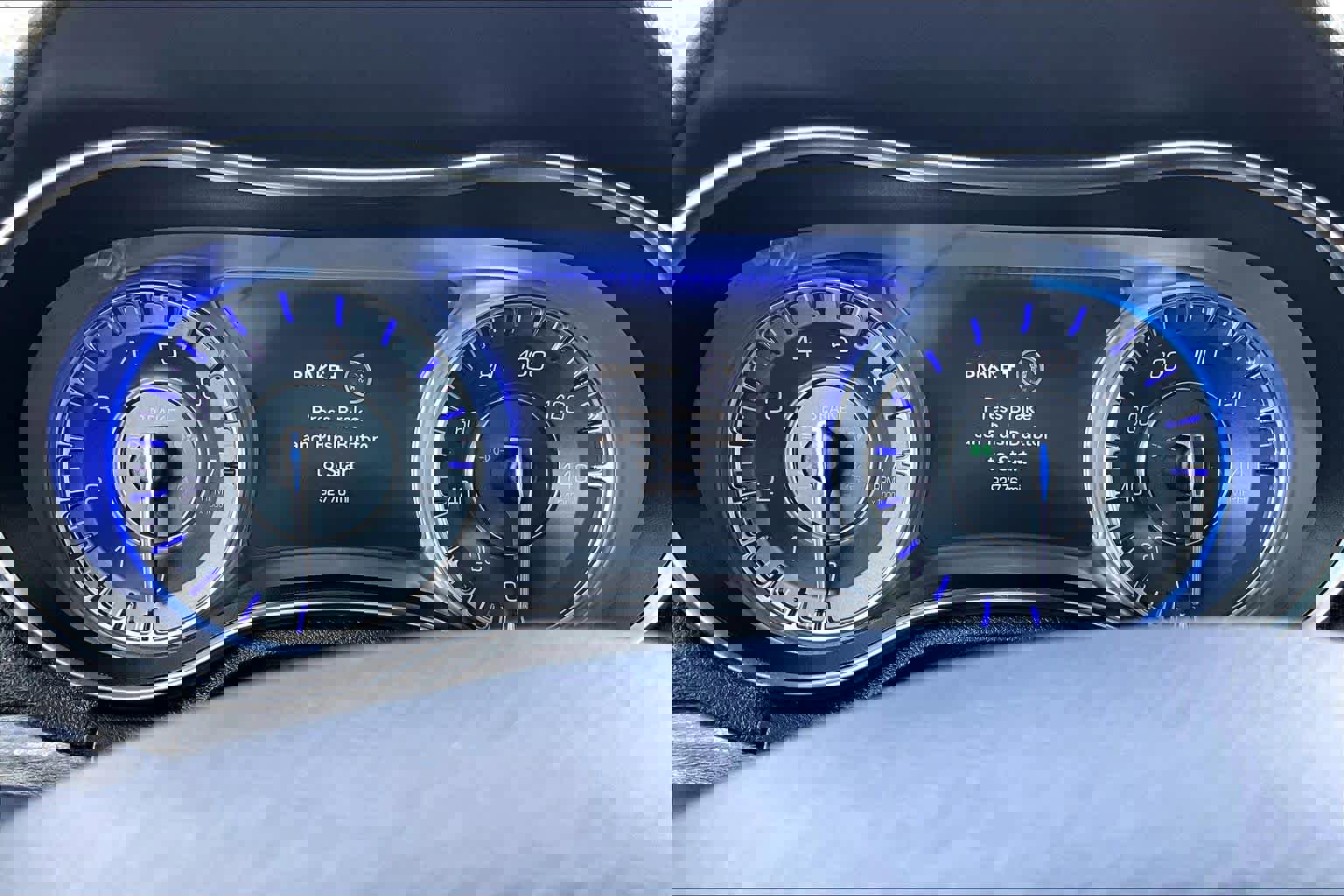 Used 2019 Chrysler 300 Touring L w/ Quick Order Package 22F image 25