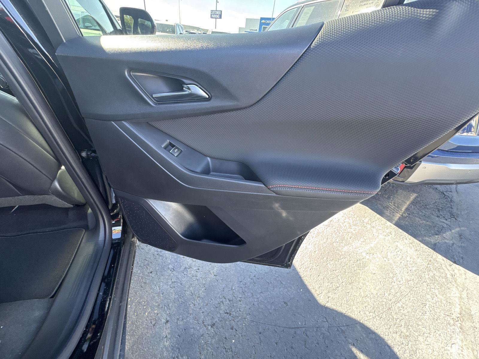 Used 2026 Chevrolet Equinox RS w/ Convenience Package III AWD/4WD image 16