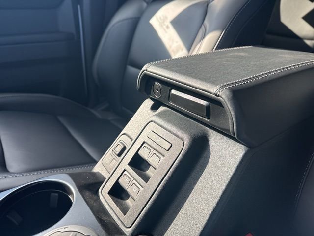 New 2025 Ford Bronco Outer Banks AWD/4WD image 18