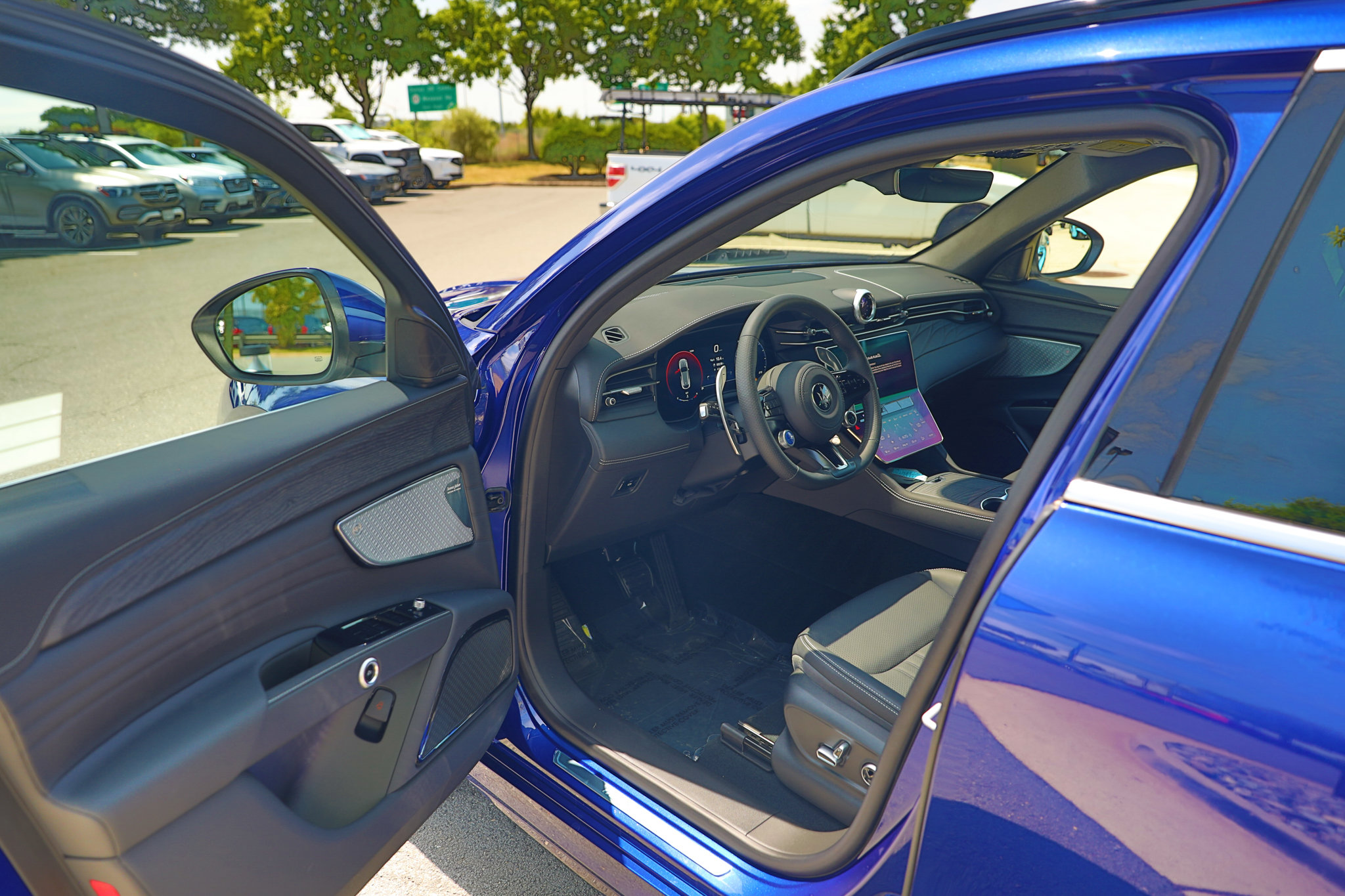 Used 2024 Maserati Grecale GT AWD/4WD image 14