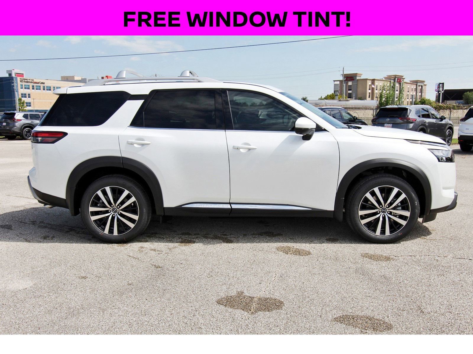 New 2025 Nissan Pathfinder Platinum w/ Cargo Package image 9