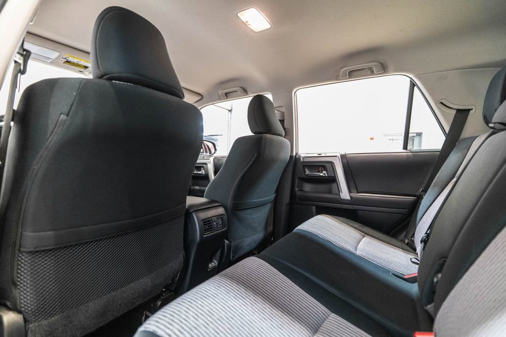 Used 2024 Toyota 4Runner SR5 AWD/4WD image 15