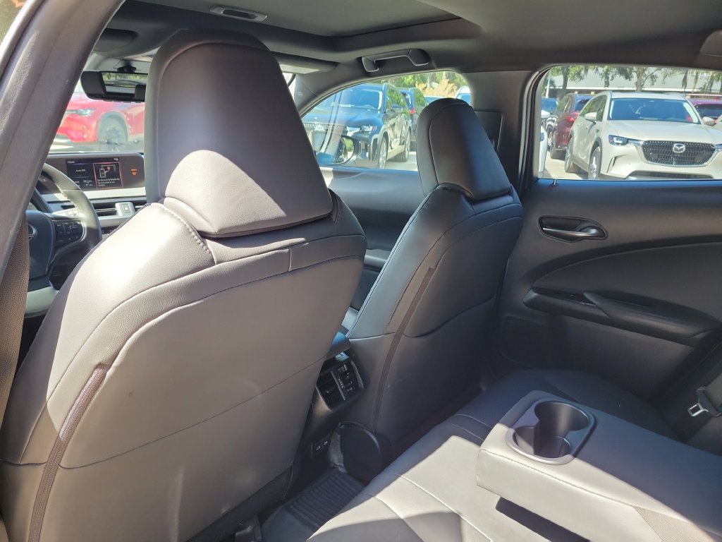 Used 2022 Lexus UX 200 w/ Premium Package FWD image 19