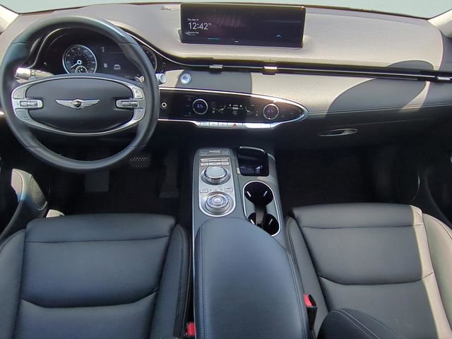 Used 2025 Genesis GV70 2.5T AWD/4WD image 11