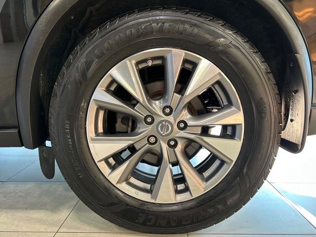 Used 2018 Nissan Murano SL w/ Moonroof Package image 37