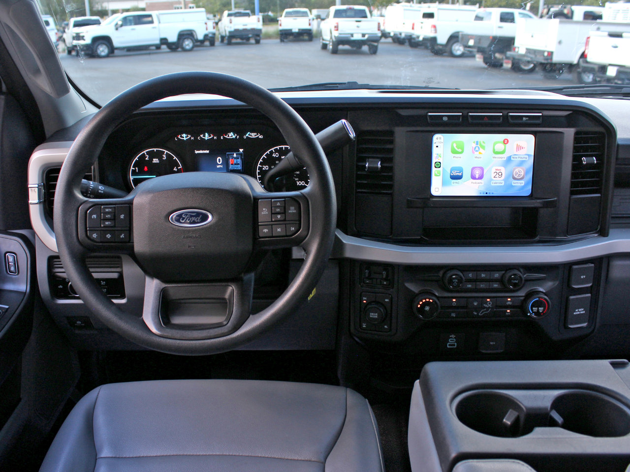 Used 2023 Ford F250 XL w/ Snow Plow/Camper Package image 29