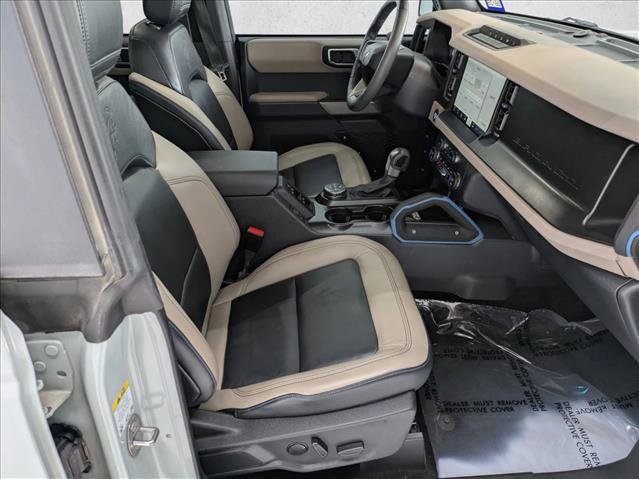 Used 2023 Ford Bronco Wildtrak image 21